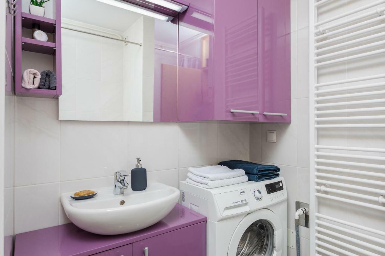Cute And Sunny Studio In Zagreb With Balcony & Free Parking Buitenkant foto